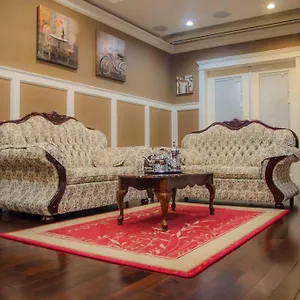 Rocky Ridge Executive Apartment Victoria